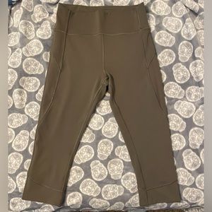 Lululemon In Movement crop